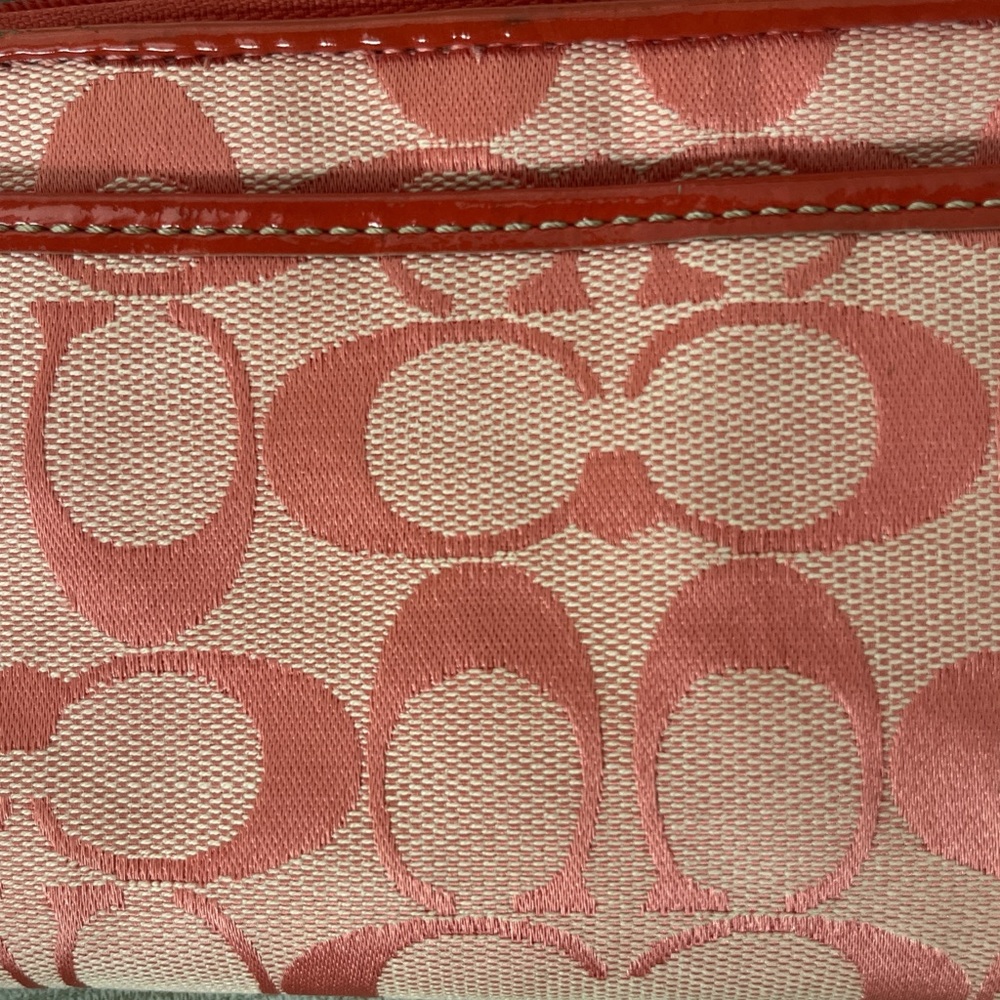 Coach Wallet - Pink - Picture 13 of 14